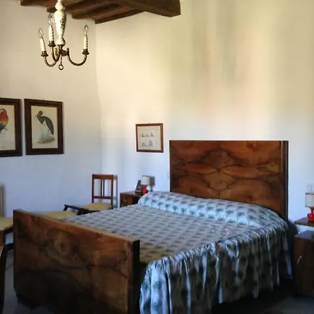 San Benigno Sleeps 9 Pool Wifi Villa